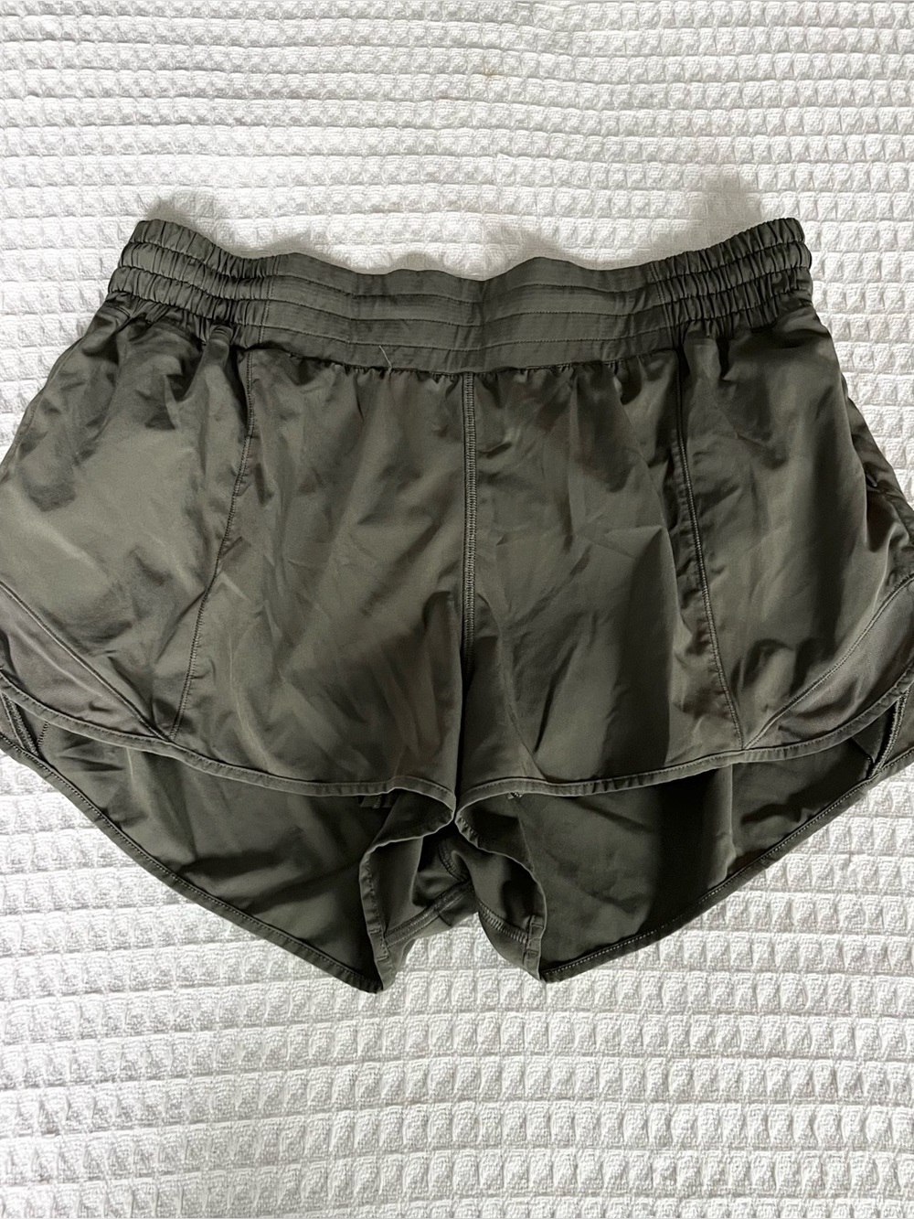 Lululemon Hotty Hot High-Rise Lined Short 2.5" size 12